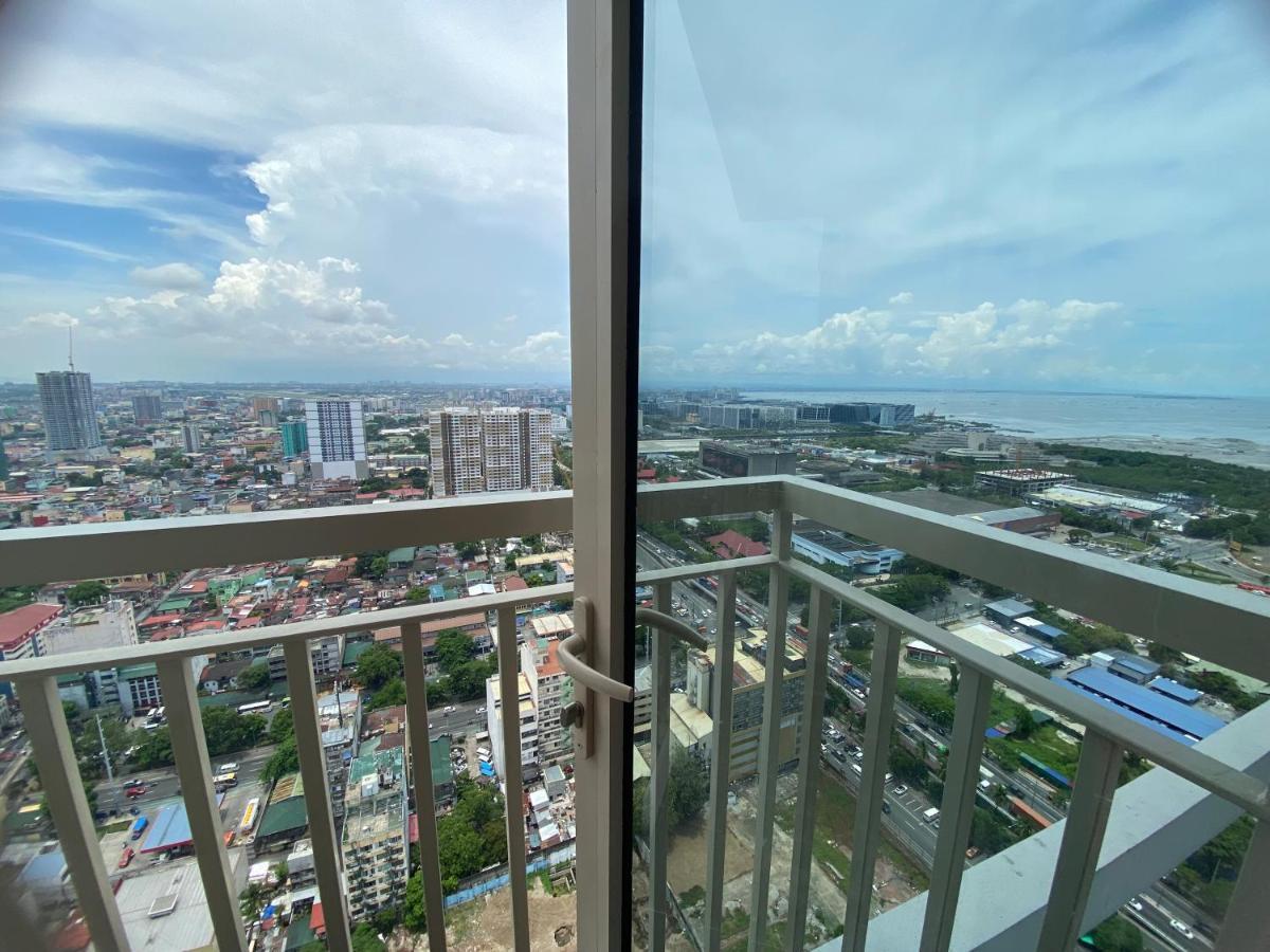 Coast Stay By J 40Th Floor Penthouse Manila Dış mekan fotoğraf